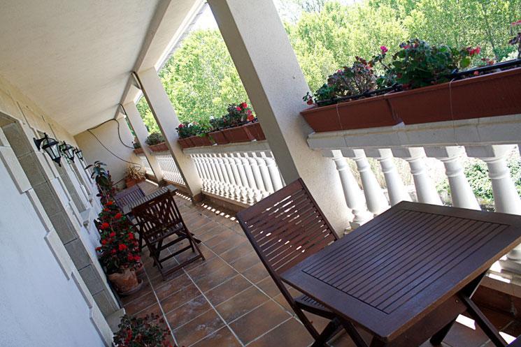 Hostal Zubi XXI Puente la Reina Extérieur photo